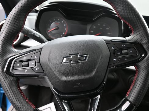 Used 2025 Chevrolet Trax RS image 26