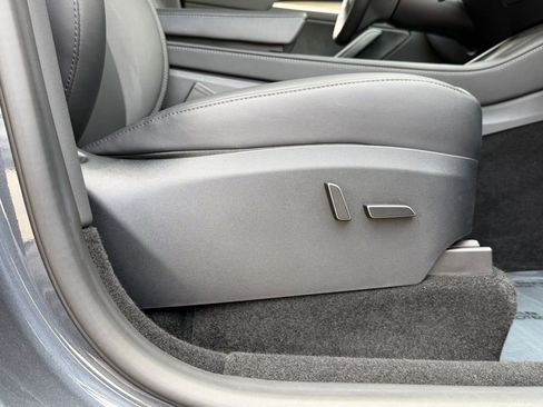 Used 2023 Tesla Model Y Long Range image 35