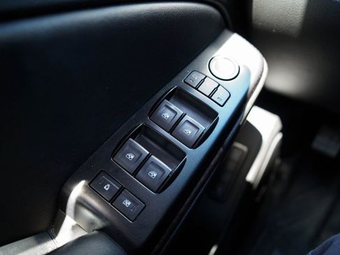 Used 2020 GMC Yukon SLT w/ Premium Edition image 20