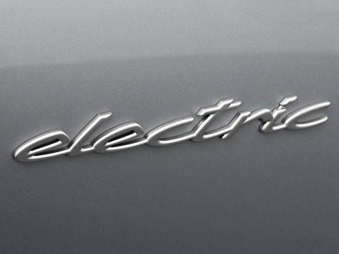 Certified 2025 Porsche Macan 4 Electric AWD/4WD image 10