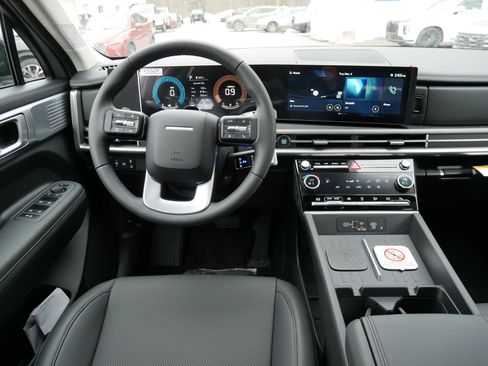 Used 2025 Hyundai Santa Fe XRT AWD/4WD image 7