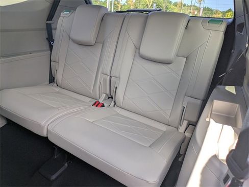 New 2026 Volkswagen Atlas SE image 14