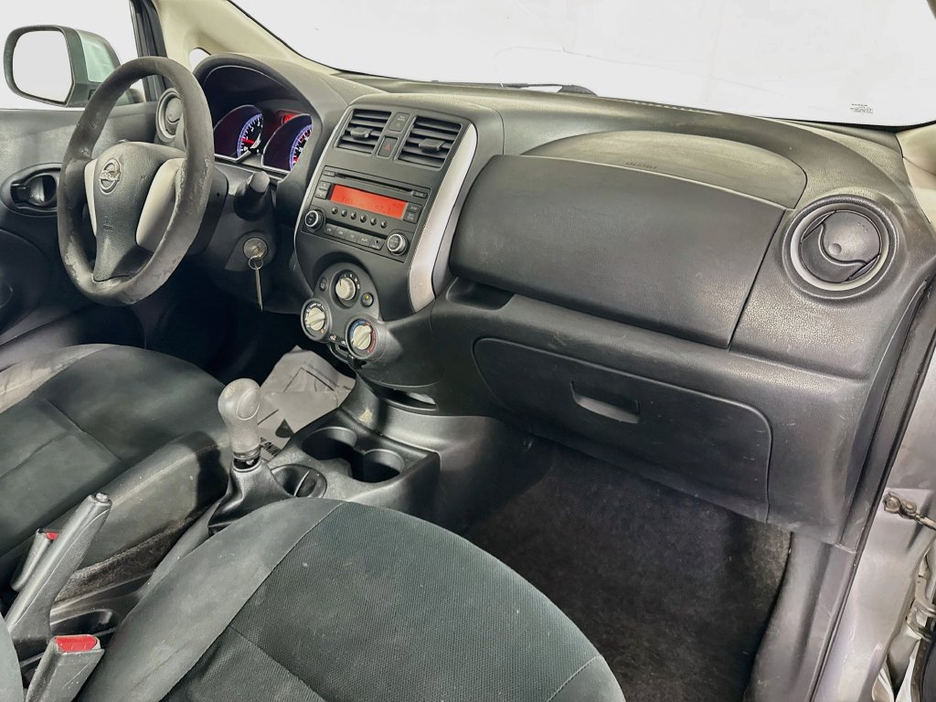 Used 2014 Nissan Versa Note S FWD image 31