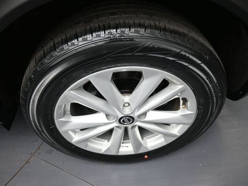 Used 2019 Nissan Rogue Sport SV image 15