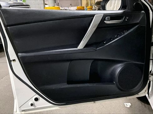 Used 2010 MAZDA MAZDA3 s Grand Touring image 21