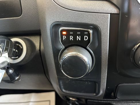 Used 2019 RAM 1500 Tradesman w/ Chrome Plus Package RWD image 21