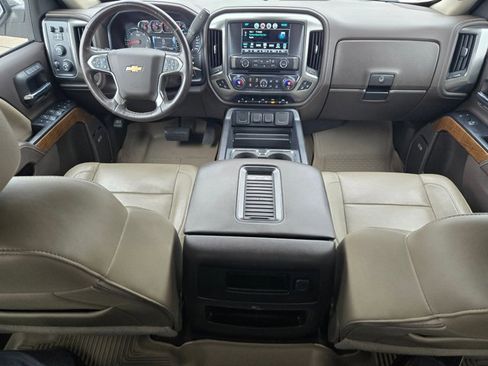 Used 2018 Chevrolet Silverado 1500 LTZ w/ Texas Edition image 16