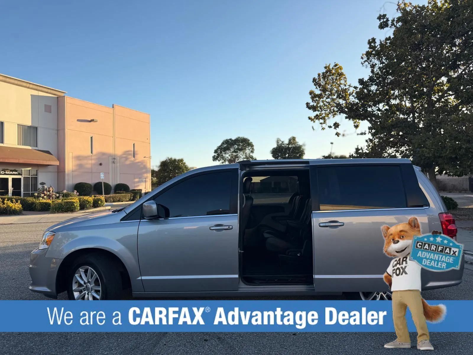 Used 2018 Dodge Grand Caravan SXT FWD image 43