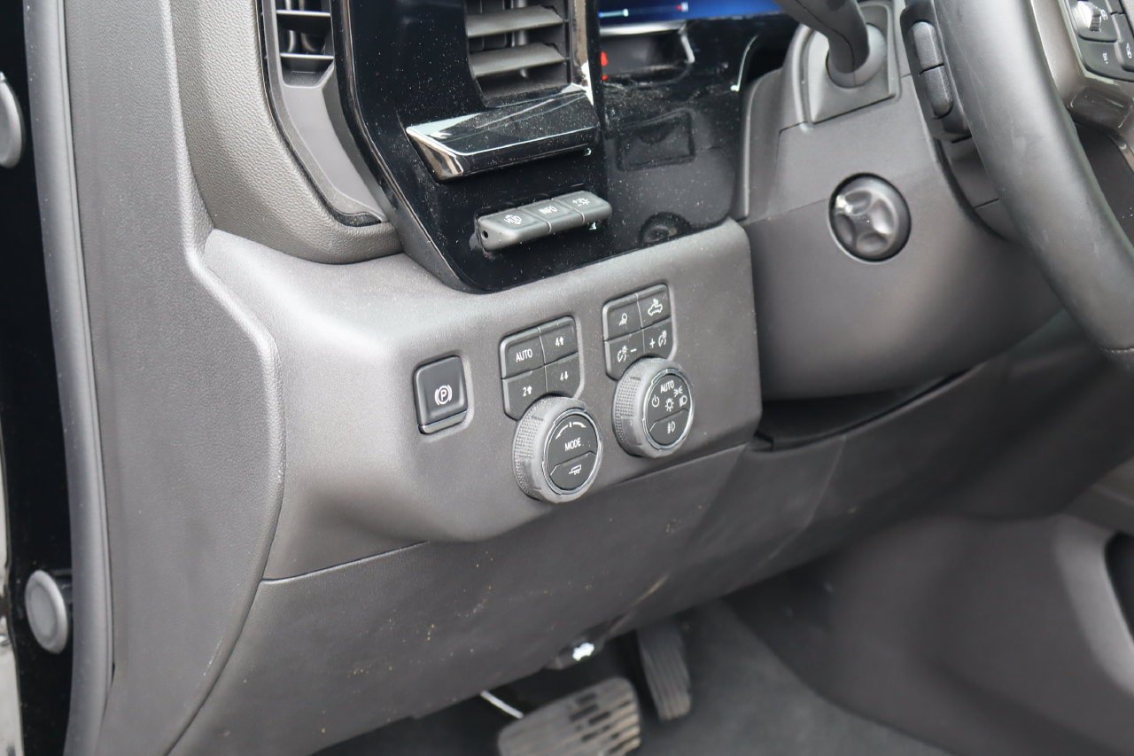 Used 2026 Chevrolet Silverado 1500 ZR2 w/ Dark Appearance Package AWD/4WD image 25