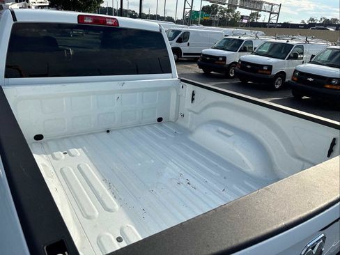 Used 2024 RAM 2500 Big Horn AWD/4WD image 25