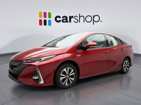 Used 2017 Toyota Prius Prime Advanced image 1