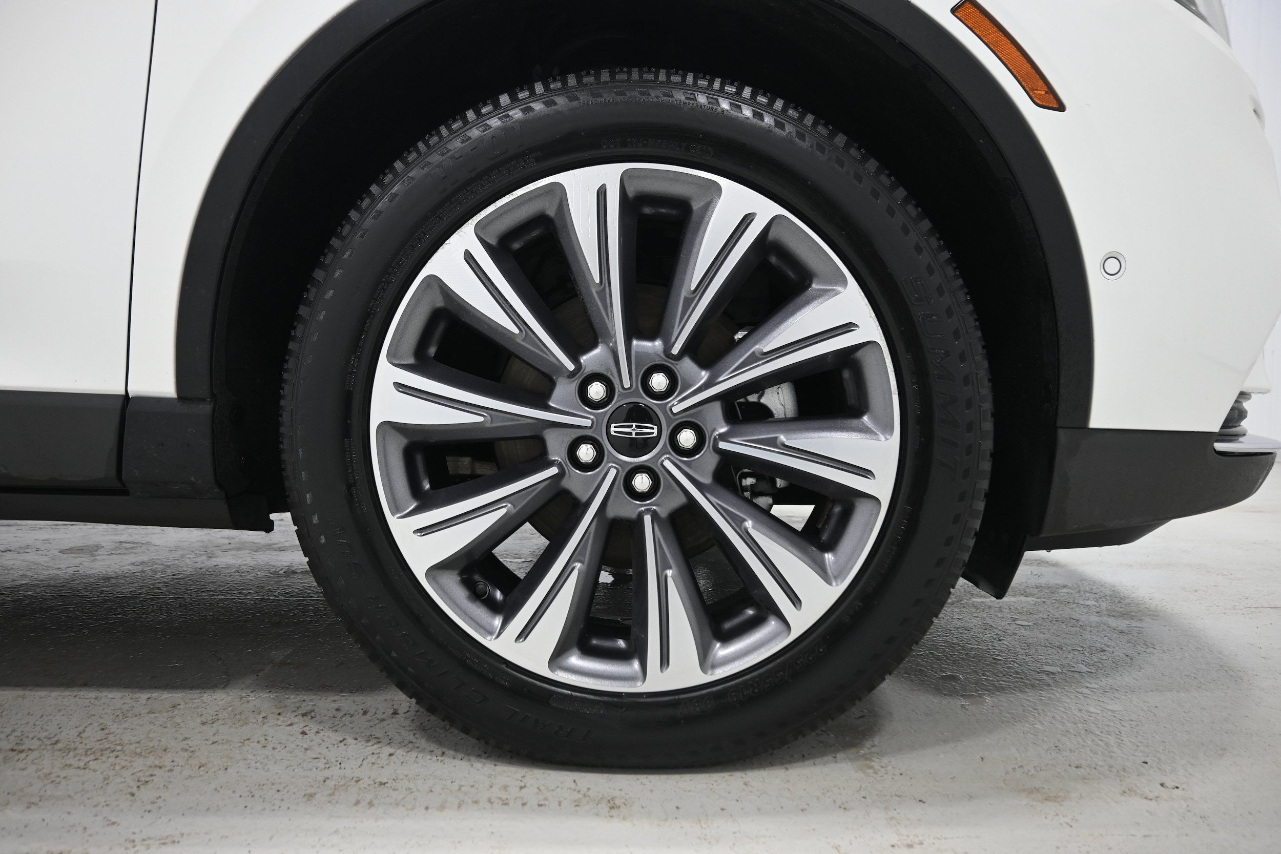 Used 2022 Lincoln Corsair Reserve w/ Equipment Group 201A AWD/4WD image 43