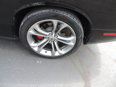 Used 2021 Dodge Challenger R/T image 19