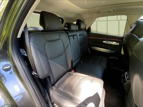 New 2026 Genesis GV70 2.5T Select image 9