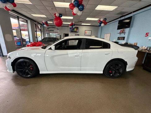 Used 2019 Dodge Charger Scat Pack image 10