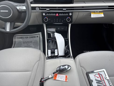 New 2026 Hyundai Tucson SEL image 12