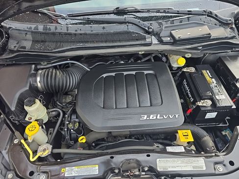 Used 2012 Dodge Grand Caravan SXT w/ Entertainment Group 1 image 15