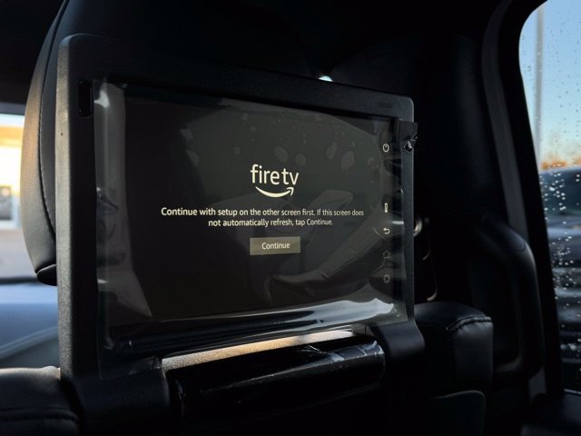 New 2026 Chrysler Pacifica Select AWD/4WD image 25