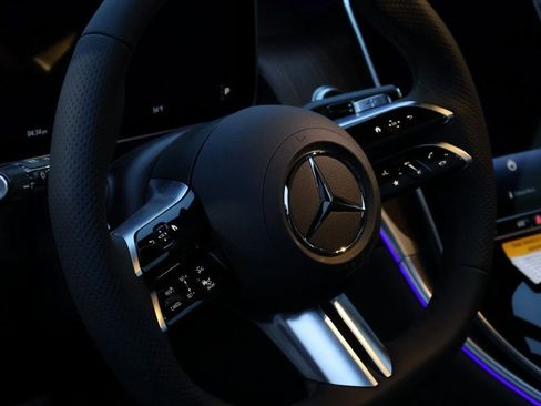 Used 2026 Mercedes-Benz GLC 300 4MATIC image 20
