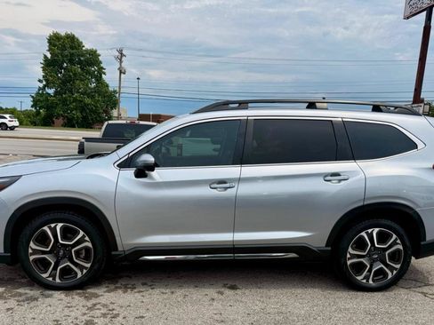 Used 2023 Subaru Ascent Limited AWD/4WD image 5