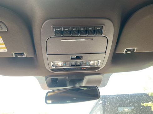 Used 2025 Ford F450 King Ranch w/ FX4 Off-Road Package image 27