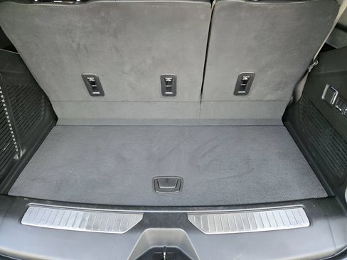 Used 2025 GMC Yukon Denali AWD/4WD image 30