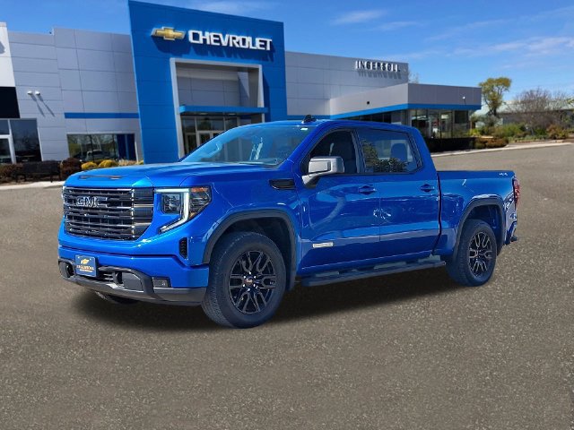Used 2024 GMC Sierra 1500 Elevation w/ LPO, Elevation Black Package AWD/4WD image 34