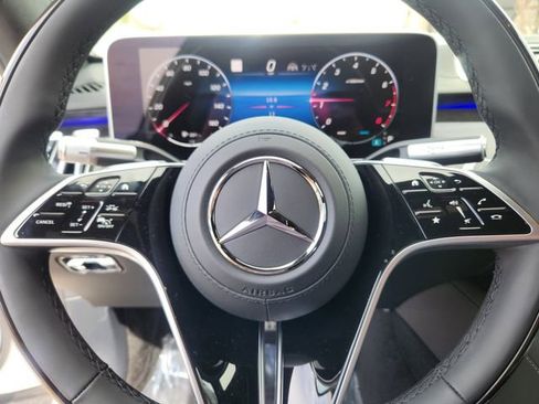 New 2026 Mercedes-Benz S 580 4MATIC Sedan image 19