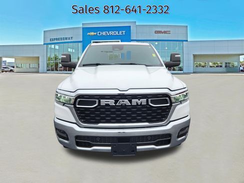 Used 2025 RAM 1500 Big Horn AWD/4WD image 2