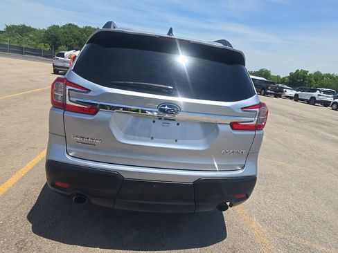 Used 2024 Subaru Ascent Premium AWD/4WD image 7