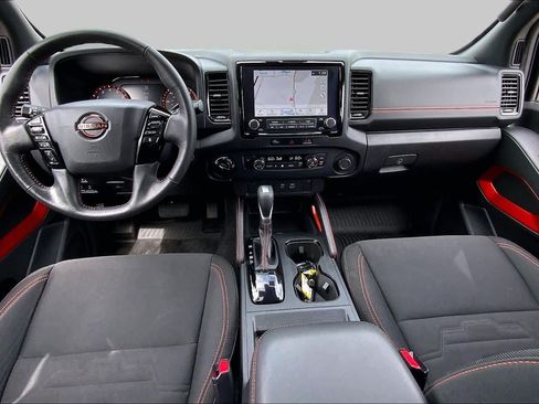 Used 2024 Nissan Frontier PRO-4X w/ Technology Package AWD/4WD image 16