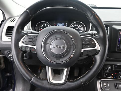 Used 2020 Jeep Compass Latitude image 21
