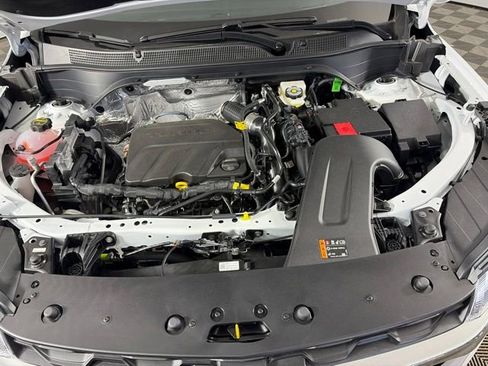 New 2026 Chevrolet Trax LT w/ LT Convenience Package FWD image 1