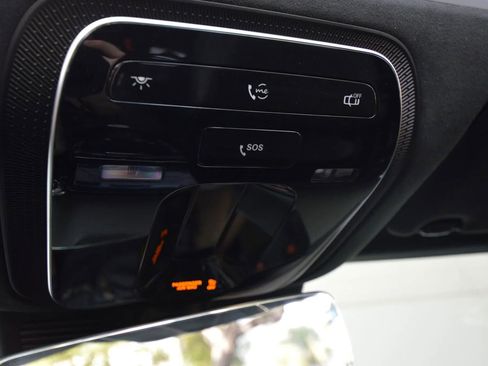 Used 2022 Mercedes-Benz SL 63 AMG 4MATIC w/ Driver Assistance Package image 55