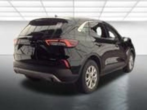 Used 2023 Ford Escape Active AWD/4WD image 8