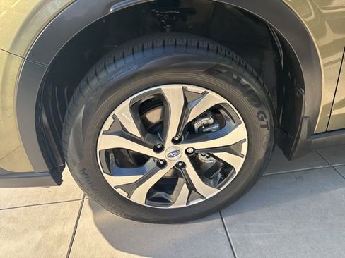 Used 2022 Subaru Outback Limited w/ Popular Package #2 image 9