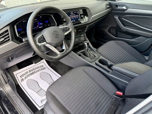 Used 2024 Volkswagen Jetta S image 27