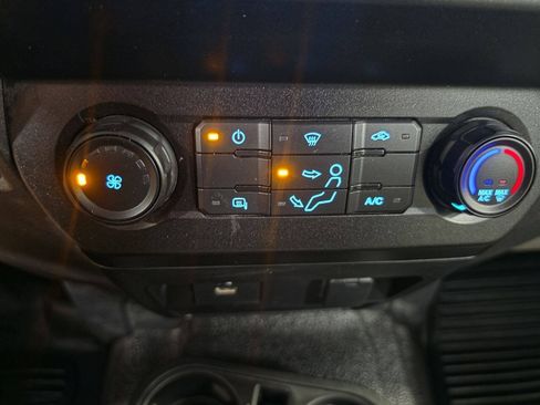 Used 2020 Ford F250 XL w/ Power Equipment Group AWD/4WD image 31