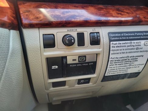 Used 2012 Subaru Outback 2.5i Limited w/ Moonroof Pkg image 12