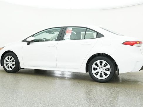 Used 2026 Toyota Corolla LE image 23