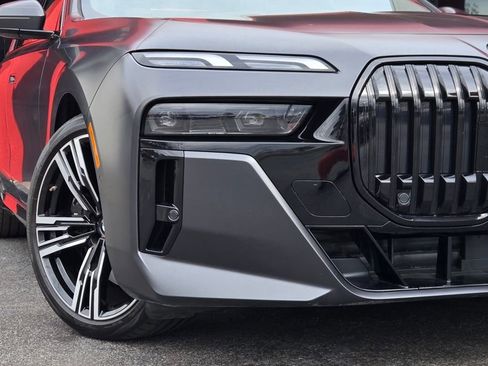 Used 2023 BMW 740i 740i image 13