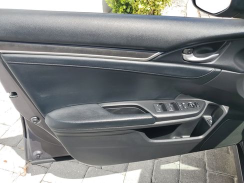 Used 2021 Honda Civic EX-L image 17