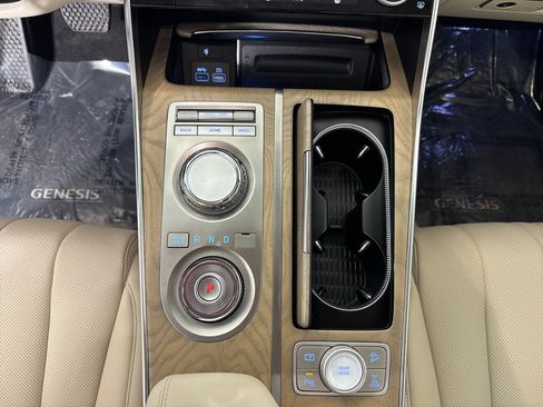 Used 2023 Genesis GV80 2.5T image 23