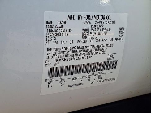 Used 2020 Ford Explorer XLT w/ Equipment Group 202A AWD/4WD image 23