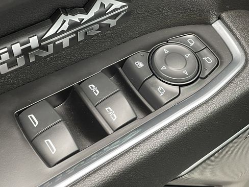 Used 2024 Chevrolet Silverado 1500 High Country w/ High Country Premium Package image 21