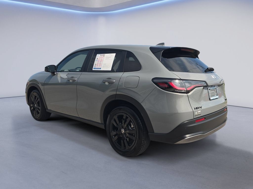 Used 2026 Honda HR-V Sport image 3