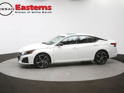 Used 2023 Nissan Altima 2.5 SR w/ SR Premium Package AWD/4WD image 58