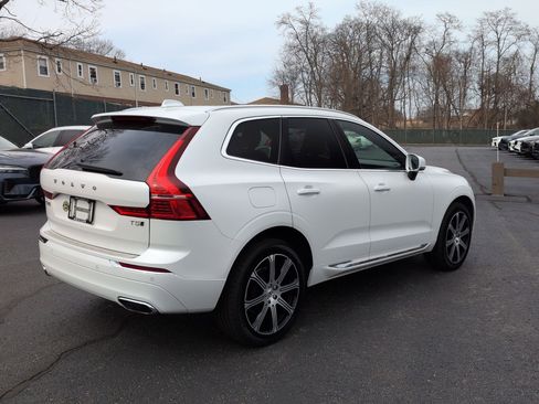Used 2021 Volvo XC60 T5 Inscription w/ Protection Package Premier image 4