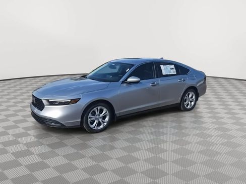 New 2025 Honda Accord LX image 4