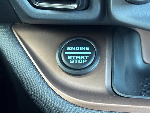 Used 2023 Ford Bronco Sport Outer Banks w/ Tech Package image 34